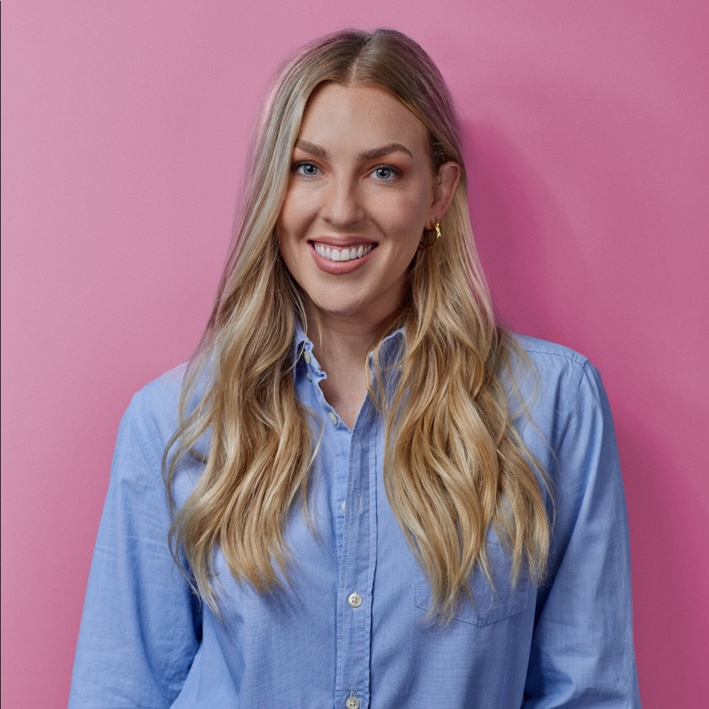 Meet your Posher, Caitlin